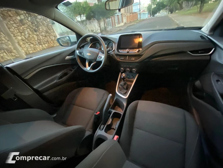 ONIX SEDAN Plus LT 1.0 12V Flex 4p Mec.