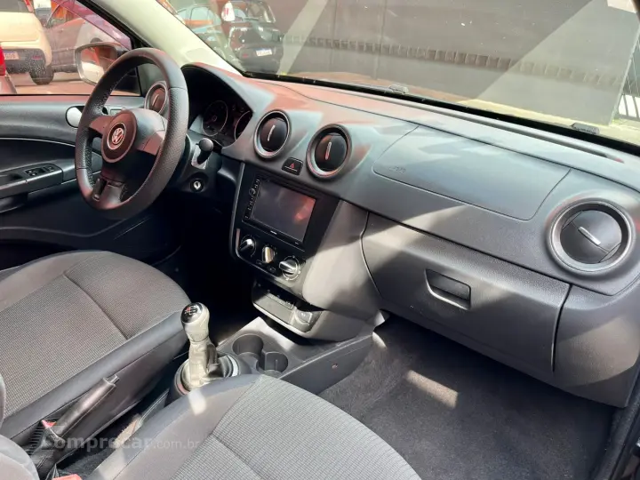 VOYAGE 1.6 MI City 8V