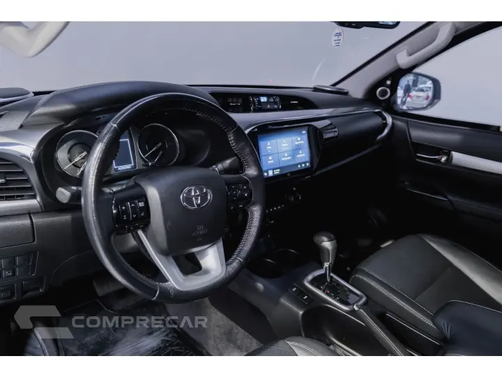 HILUX 2.8 D-4D TURBO DIESEL CD SRX 4X4 AUTOMÁTICO