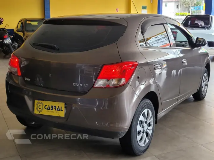 ONIX HATCH LT 1.0 8V FlexPower 5p Mec.