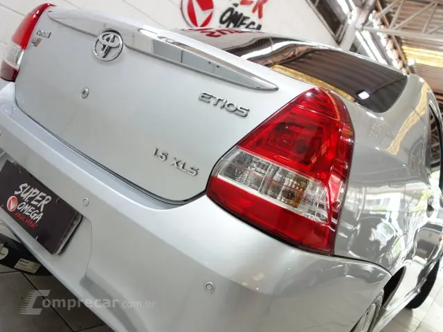 ETIOS SEDAN - 1.5 XLS SEDAN 16V 4P AUTOMÁTICO