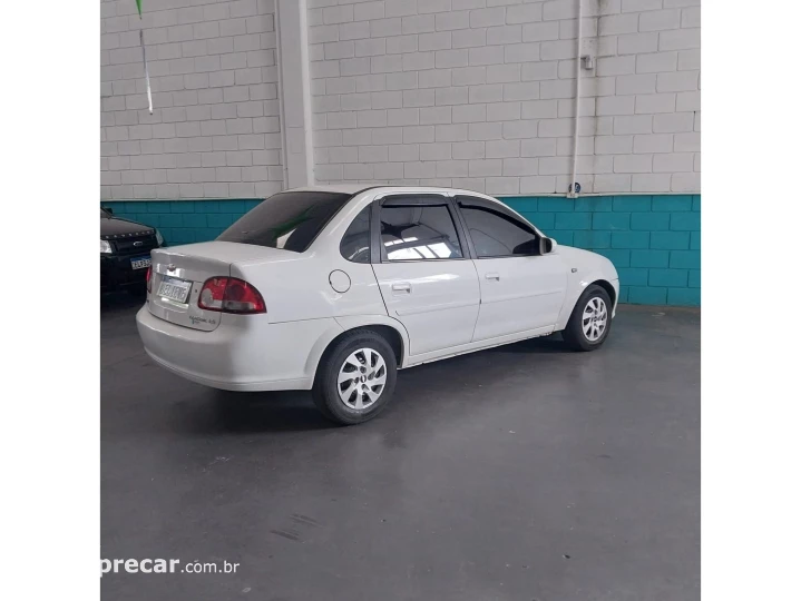 CLASSIC 1.0 MPFI LS 8V FLEX 4P MANUAL