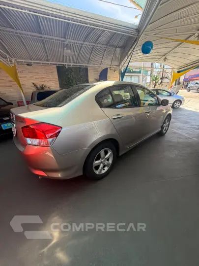 CITY 1.5 EX Sedan 16V