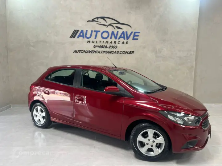 Onix Hatch 1.4 4P FLEX LT