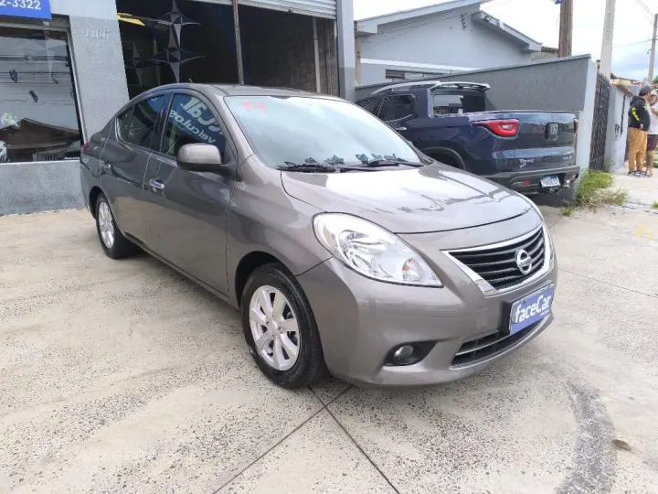 VERSA SL 1.6 16V Flex Fuel 4p Mec.