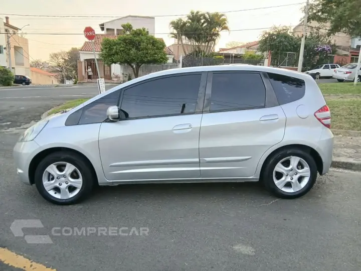 FIT 1.4 LX 16V