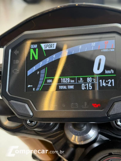 Z-900 R EDITION