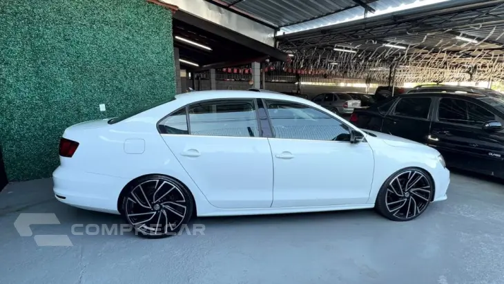 JETTA Highline 2.0 TSI 16V 4p Tiptronic