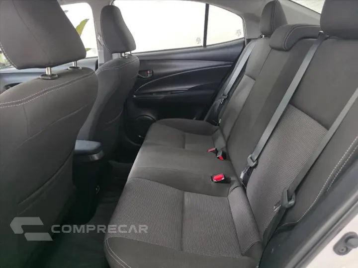 YARIS 1.5 16V FLEX SEDAN XL LIVE MULTIDRIVE