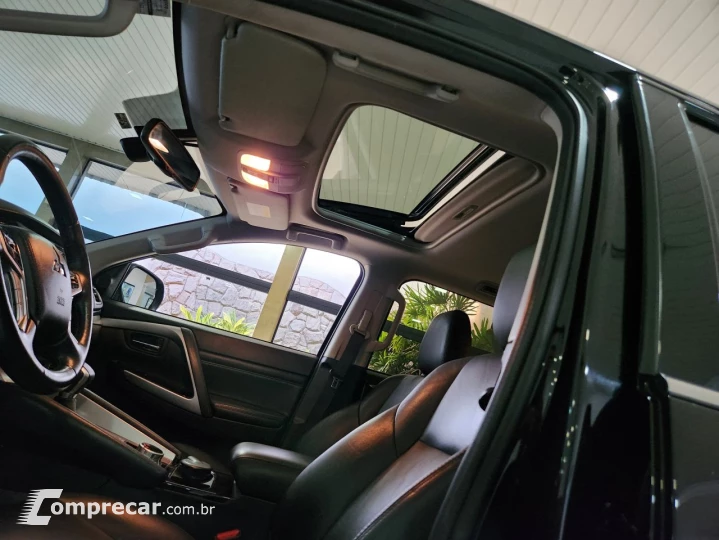 Pajero Sport 	2.4 16V 4P HPE-S AWD TURBO DIESEL AUTOMÁTICO