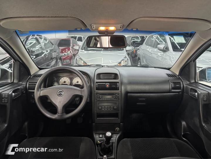 ASTRA 2.0 MPFI Advantage 8V