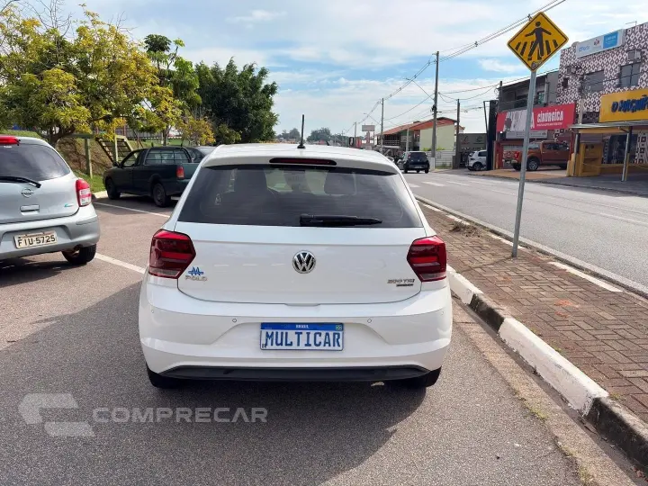 POLO 1.0 200 TSI COMFORTLINE AUTOMÁTICO