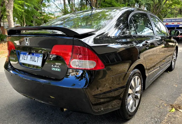 CIVIC 1.8 LXL 16V