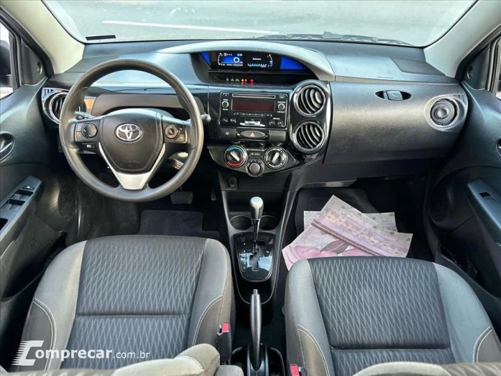 ETIOS 1.5 X PLUS SEDAN 16V FLEX 4P AUTOMÁTICO