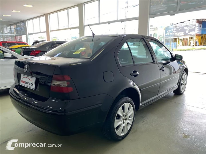 BORA 2.0 MI 8V GASOLINA 4P AUTOMÁTICO