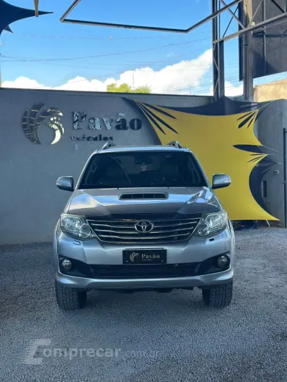 HILUX SW4 3.0 SRV 4X4 7 Lugares 16V Turbo Intercooler