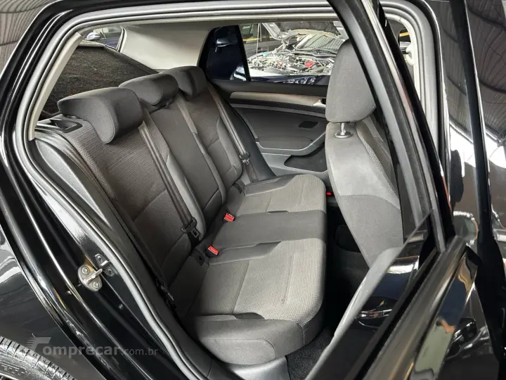 Golf Comfortline 1.0 TSI Total Flex Mec.