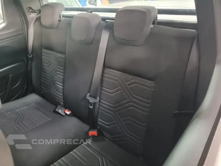 Strada Freedom 1.3 Flex 8V CD