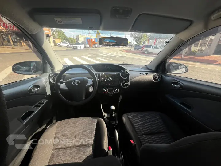 ETIOS 1.5 XS SEDAN 16V FLEX 4P MANUAL
