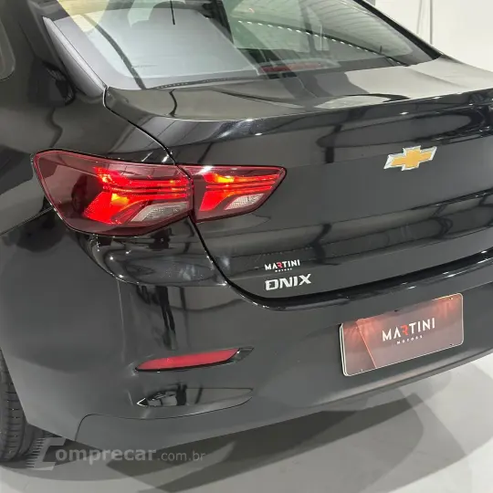 ONIX SEDAN Plus LT 1.0 12V TB Flex Mec.