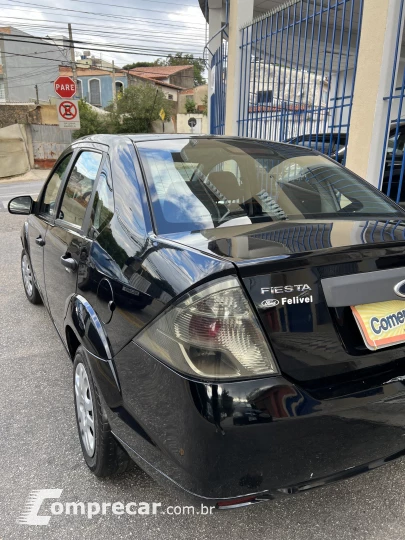 FIESTA 1.0 MPI First Sedan 8V