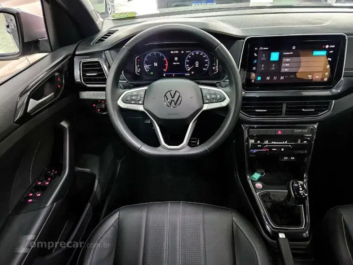 T CROSS HIGHLINE 250 TSI AUT