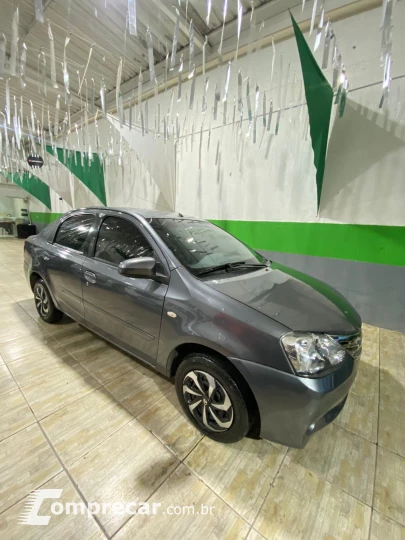 Toyota - ETIOS 1.5 XS Sedan 16V