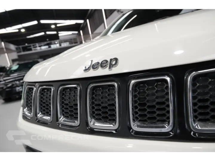 COMPASS 2.0 16V DIESEL LONGITUDE 4X4 AUTOMÁTICO