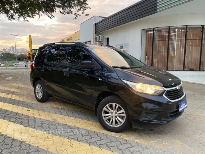 SPIN 1.8 LT 8V FLEX 4P AUTOMÁTICO