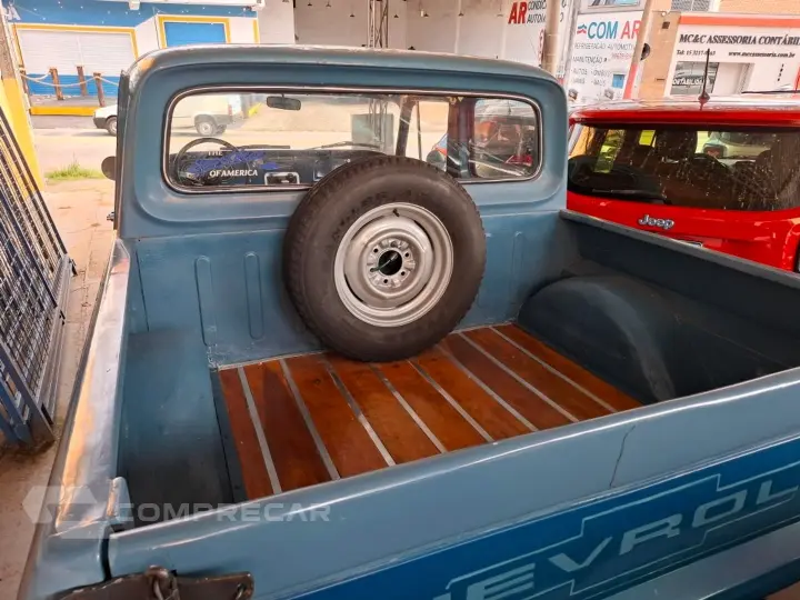 D10 4.0 Custom De Luxe Cs 8V Diesel 2P Manual
