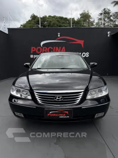 AZERA 3.3 MPFI GLS Sedan V6 24V