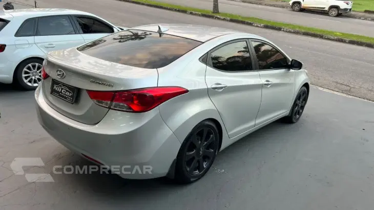 Elantra GLS 1.8 16V Aut.