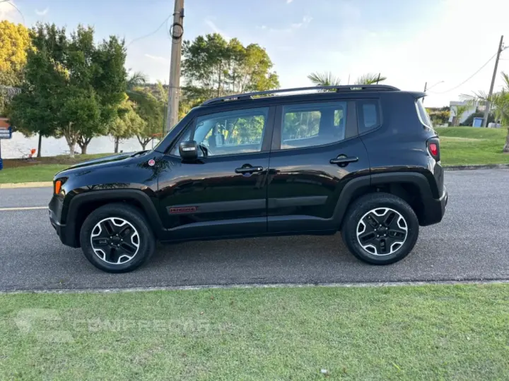 RENEGADE 2.0 16V TURBO DIESEL TRAILHAWK 4P 4X4 AUTOMÁTICO