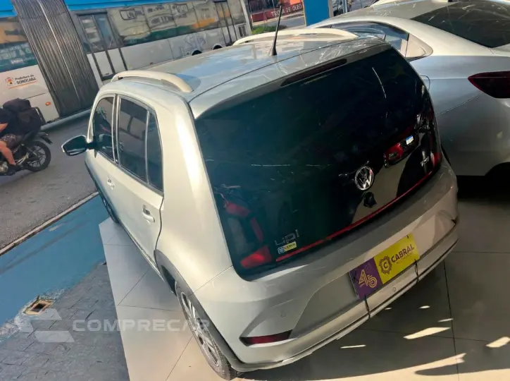 up! cross 1.0 TSI Total Flex 12V 5p