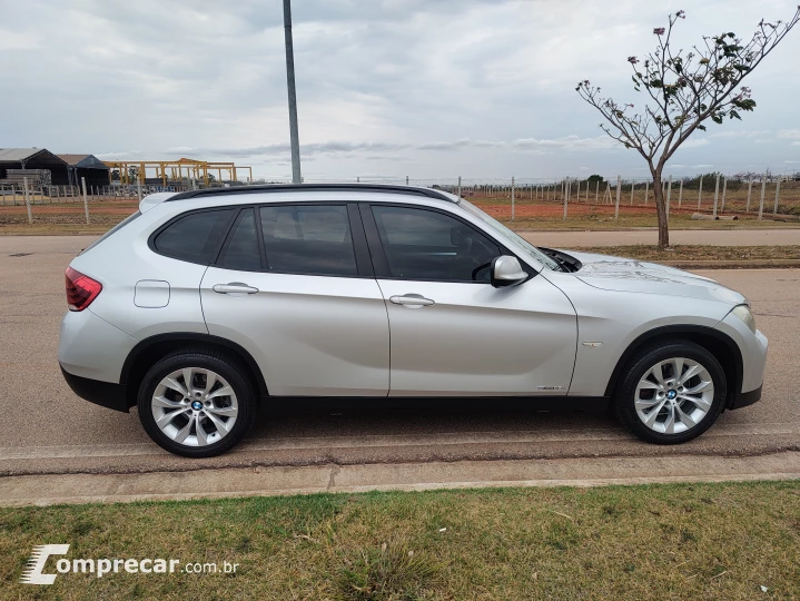 X1 2.0 16V Sdrive18i