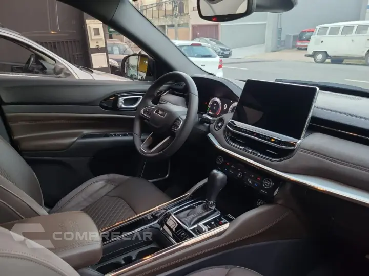 Commander Overl. TD380 2.0 4x4 Die. Aut.