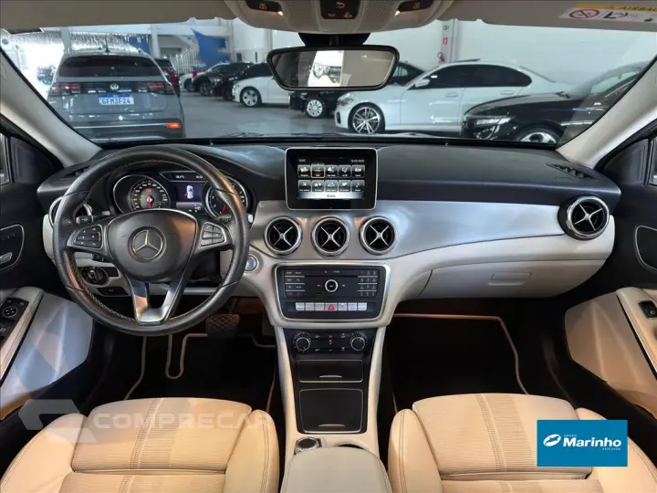 GLA 200 1.6 CGI FLEX STYLE 7G-DCT