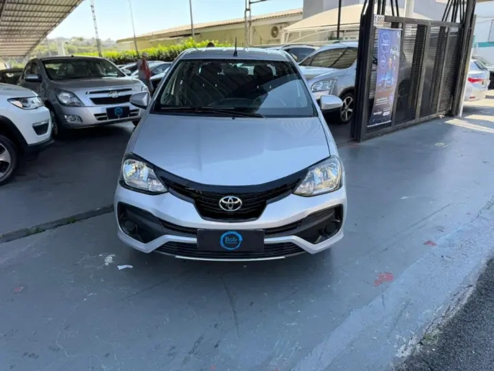 ETIOS X Sedan 1.5 Flex 16V 4p Mec.