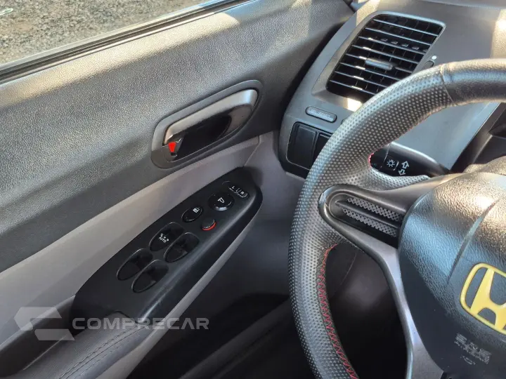 Civic 1.8 Lxs 16V Gasolina 4P Automático
