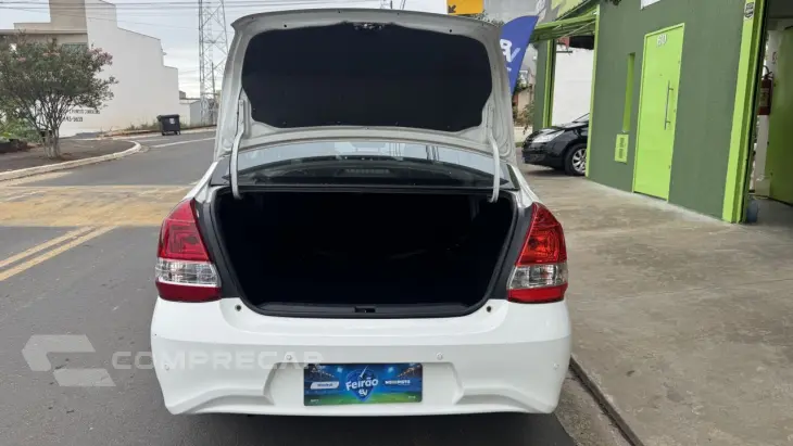 Etios Sedan 1.5 16V 4P FLEX X