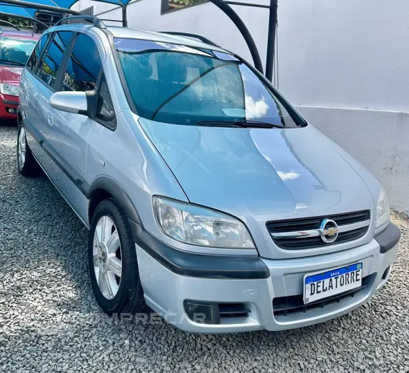 Zafira 2.0 4P FLEX ELEGANCE AUTOMÁTICO