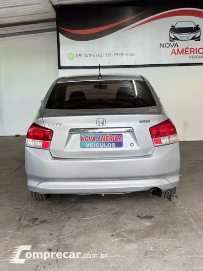CITY Sedan LX 1.5 Flex 16V 4p Aut.