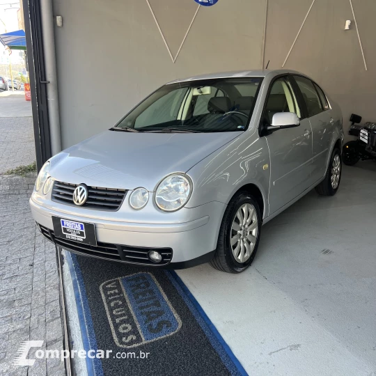 Polo Sedan 1.6 Mi Total Flex 8V 4p