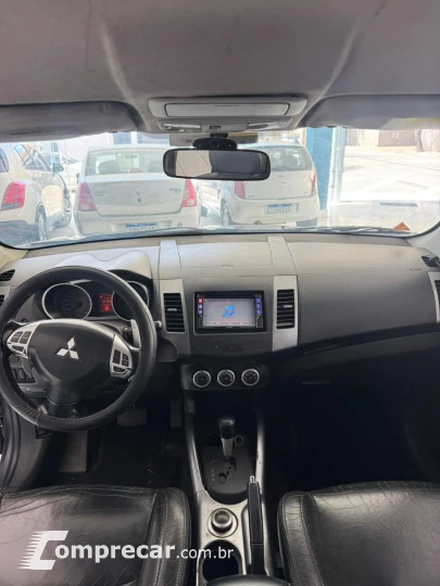 OUTLANDER 3.0 4X4 V6 24V