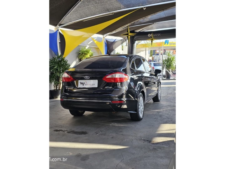 FIESTA 1.6 TITANIUM SEDAN 16V FLEX 4P POWERSHIFT