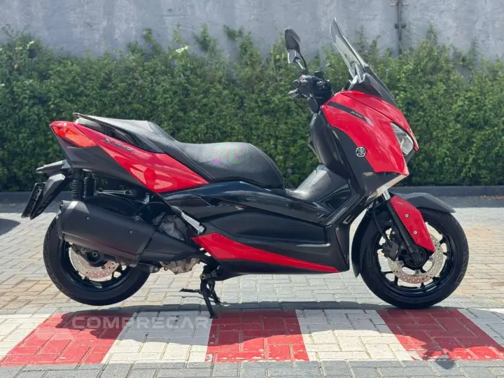 XMAX 250 ABS