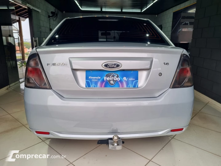 FIESTA 1.6 MPI Sedan 8V