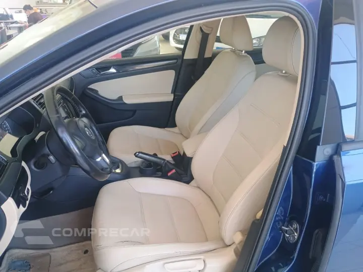 Jetta 2.0 4P COMFORTLINE FLEX