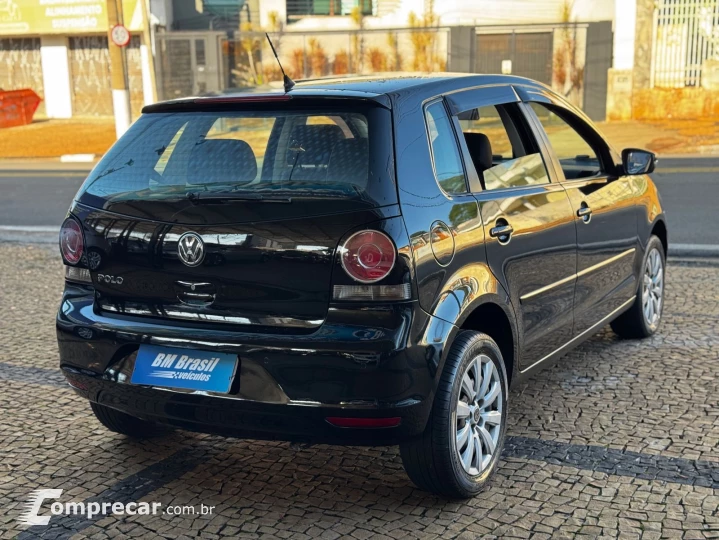 POLO 1.6 MI 8V