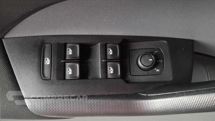 T-CROSS 1.0 200 TSI TOTAL FLEX AUTOMÁTICO